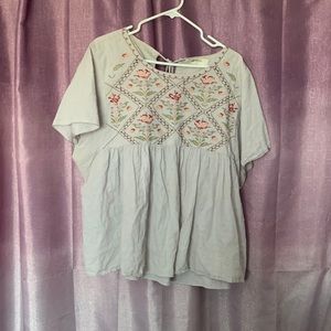 A Beautiful Soul blouse size B (XL/XXL)